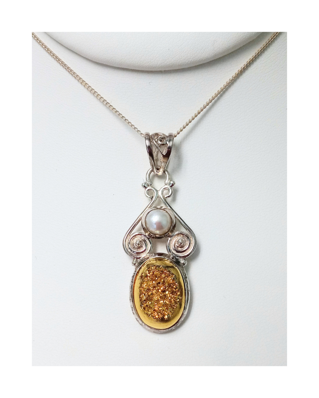 Gorgeous Sterling Gold-colored Druzy Quartz and Pearl Removable Pendant 1 7/8"H X 3/4"W and 16" Curb Chain. ONE ONLY
